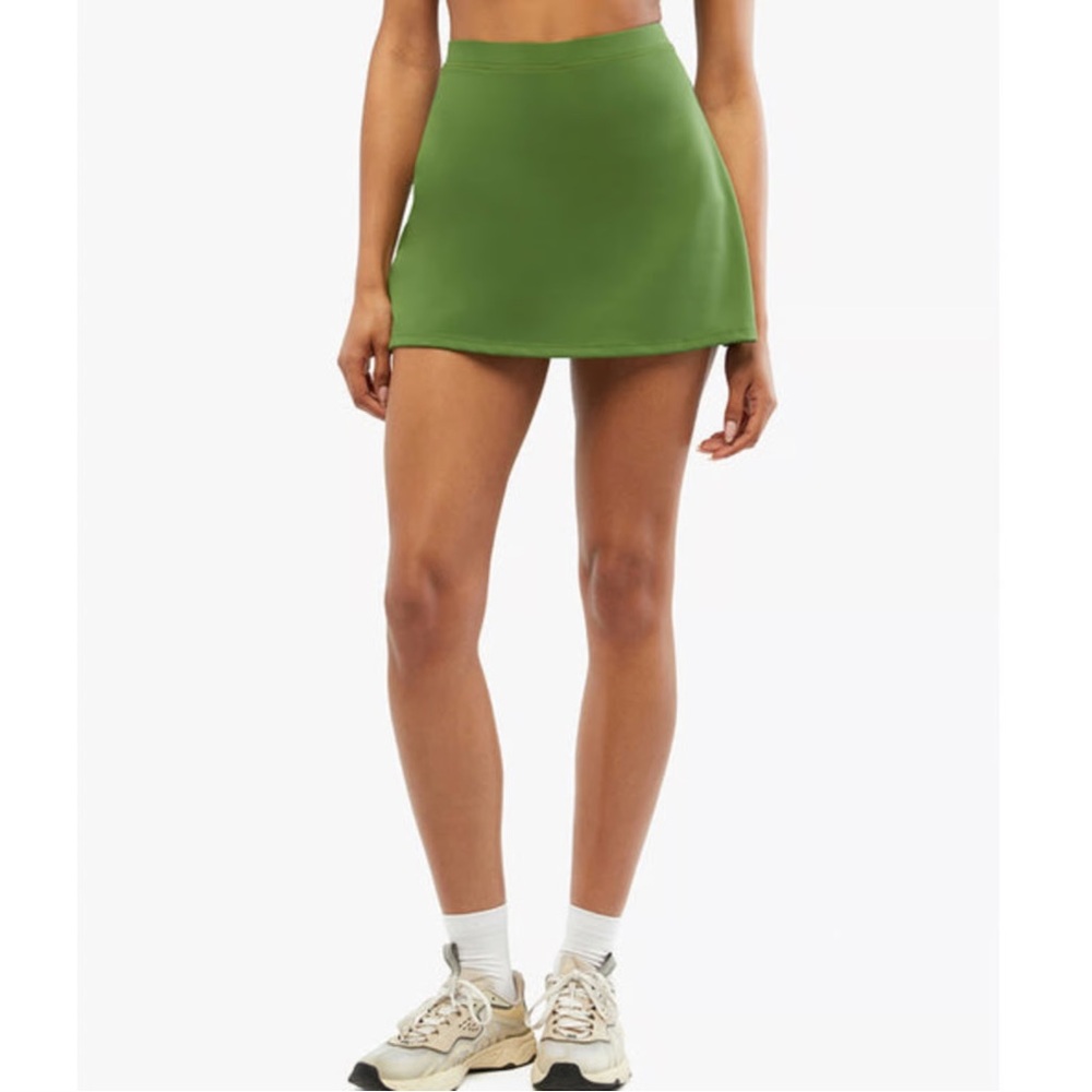 NWT WeWoreWhat Active Tennis Skort